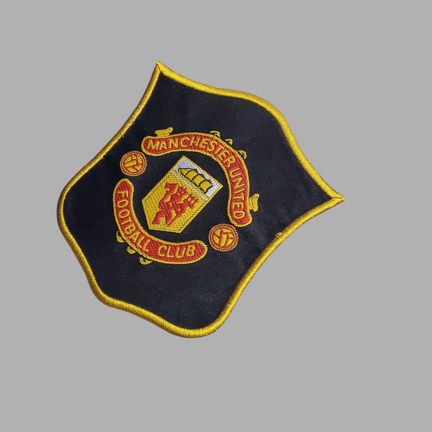 MANCHESTER UNITED 1995 - 1996 AWAY JERSEY