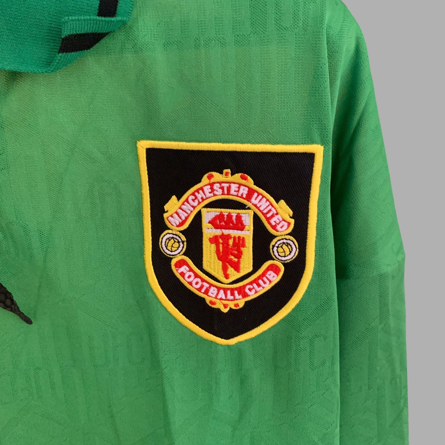 MANCHESTER UNITED 1993 - 1994 THIRD JERSEY LONG SLEEVED