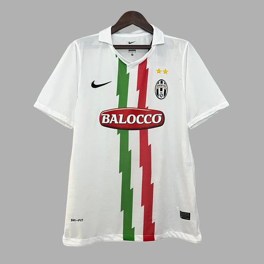 JUVENTUS 2010 - 2011 AWAY JERSEY