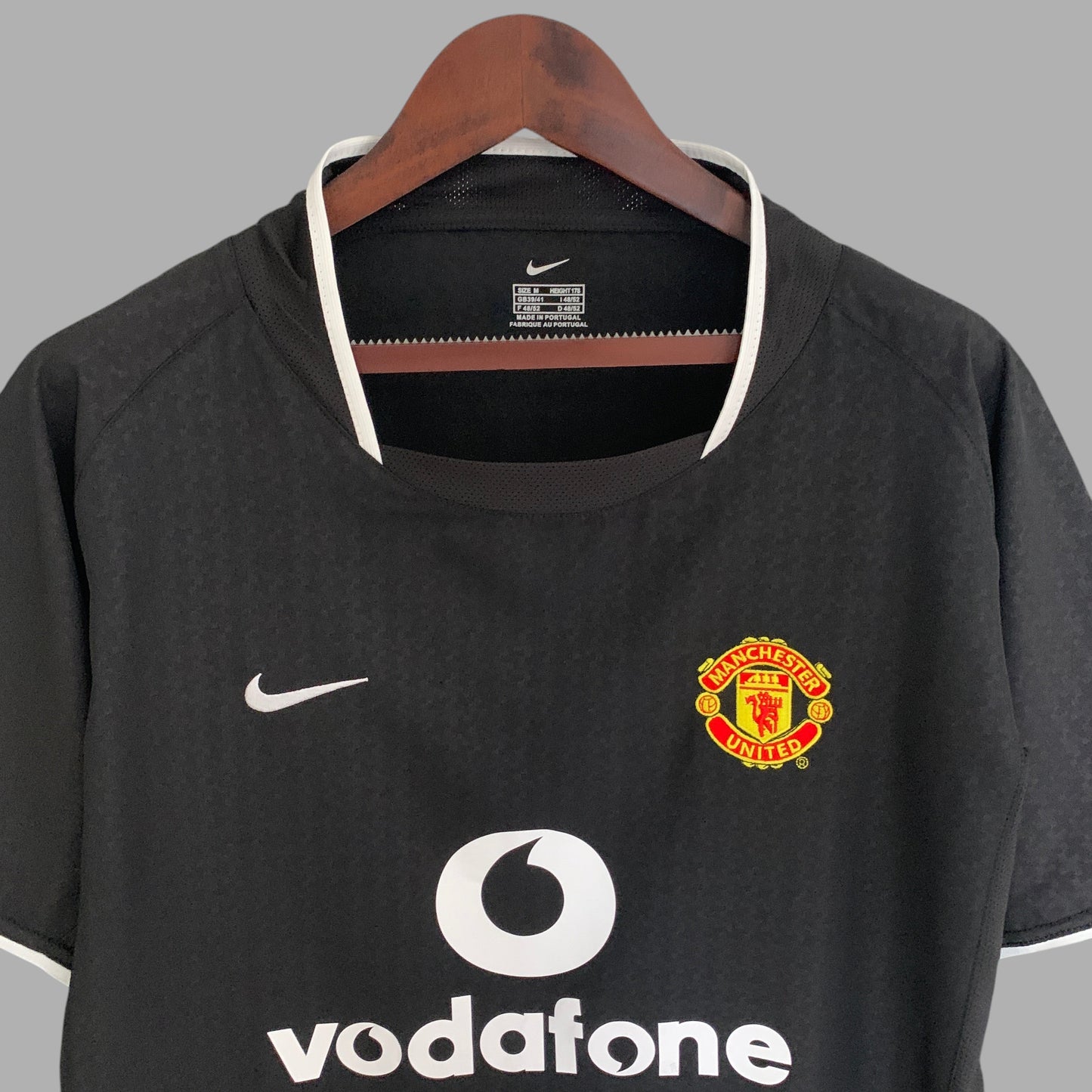 MANCHESTER UNITED 2003 - 2004 AWAY JERSEY