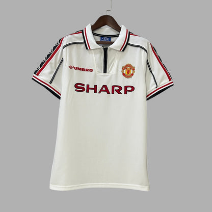 MANCHESTER UNITED 1998 - 1999 COMMEMORATIVE EDITION