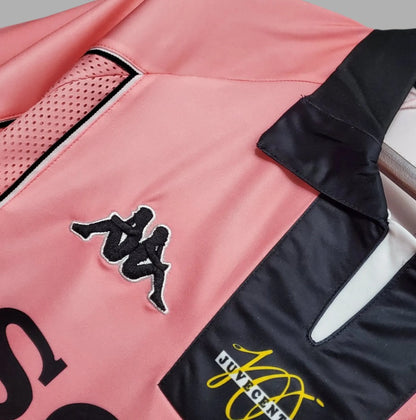 JUVENTUS 1997 - 1998 THIRD JERSEY