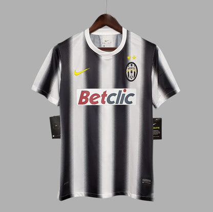 JUVENTUS 2010 - 2011 HOME JERSEY