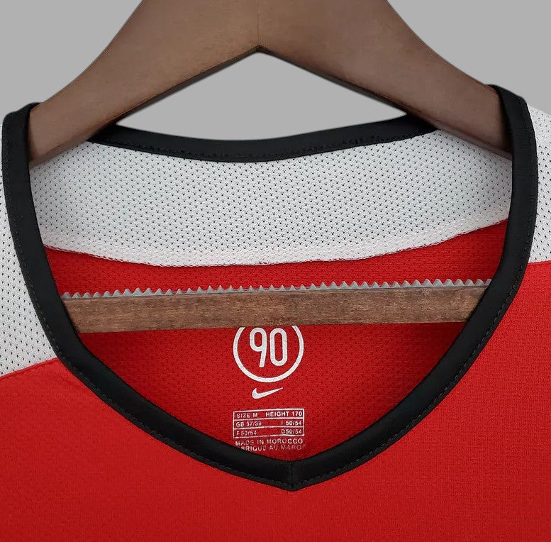 MANCHESTER UNITED 2004 - 2005 HOME JERSEY