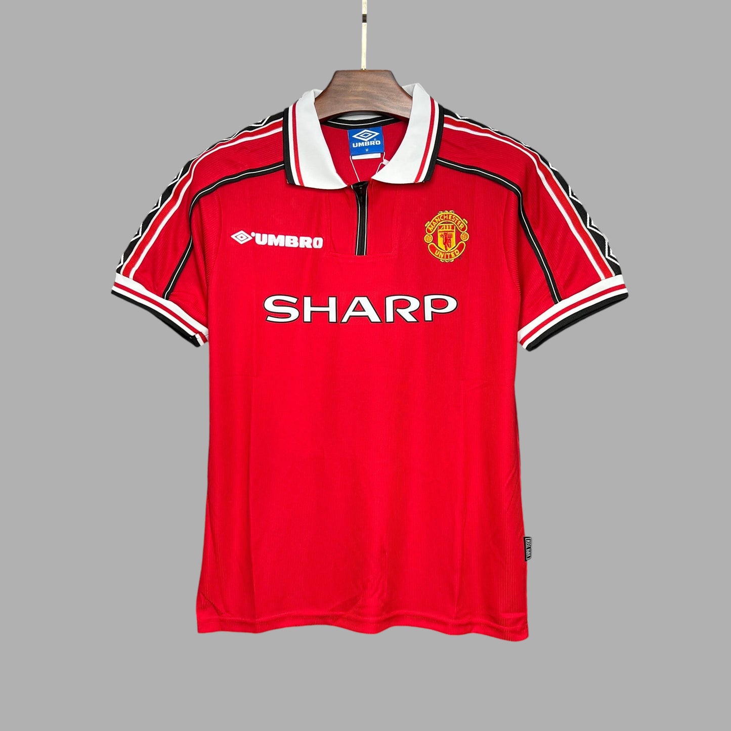 MANCHESTER UNITED 1998 - 1999 HOME JERSEY