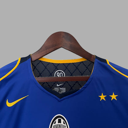 JUVENTUS 2004 - 2005 AWAY JERSEY