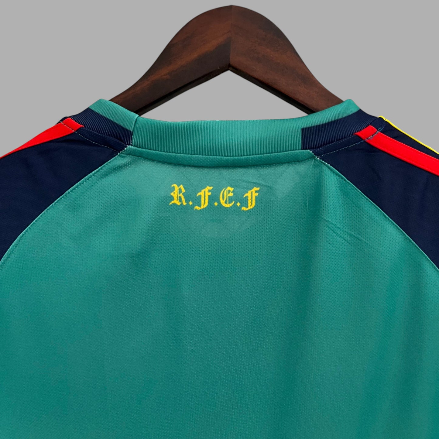 SPAIN 2010 WORLD CUP GOALKEEPER JERSEY