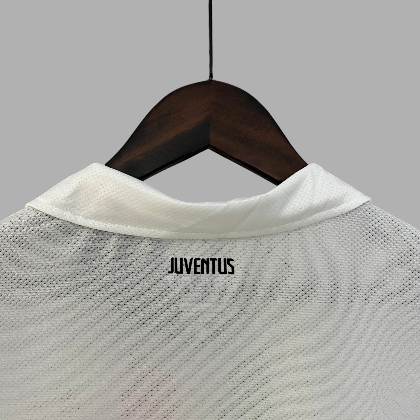 JUVENTUS 2010 - 2011 AWAY JERSEY