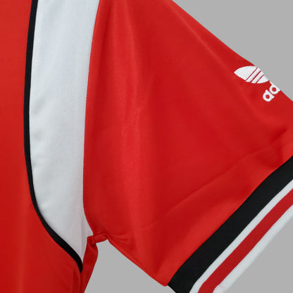 MANCHESTER UNITED 1985 - 1986 HOME JERSEY
