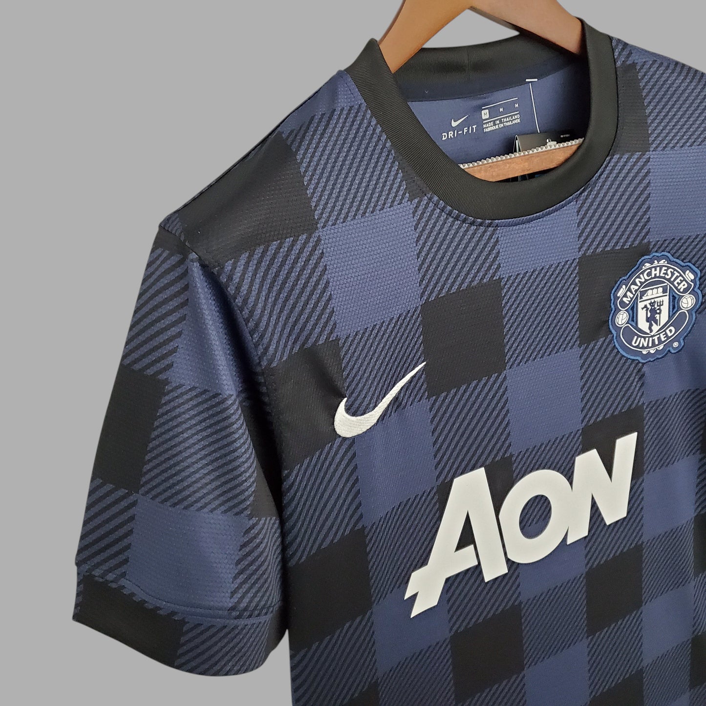 MANCHESTER UNITED 2013 - 2014 AWAY JERSEY