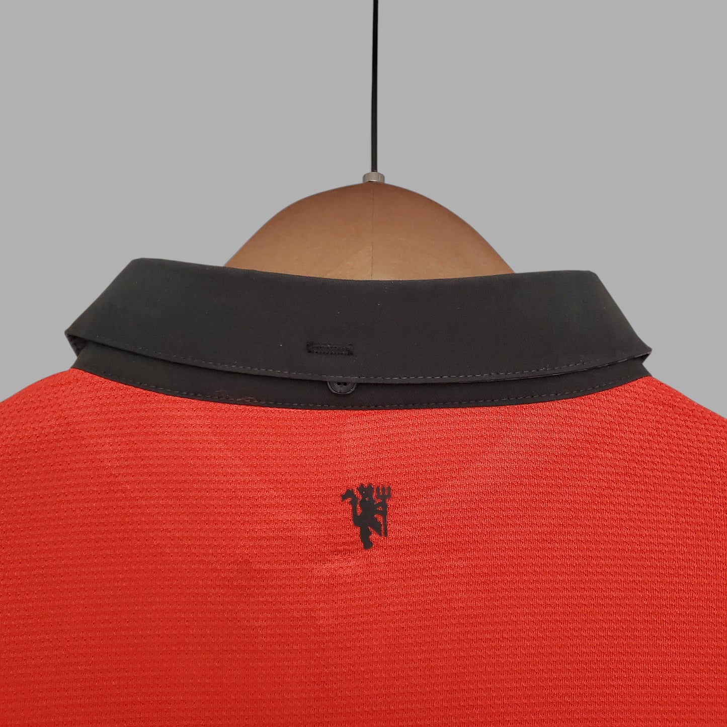 MANCHESTER UNITED 2013 - 2014 HOME JERSEY