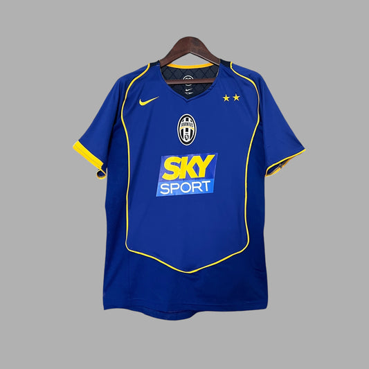 JUVENTUS 2004 - 2005 AWAY JERSEY