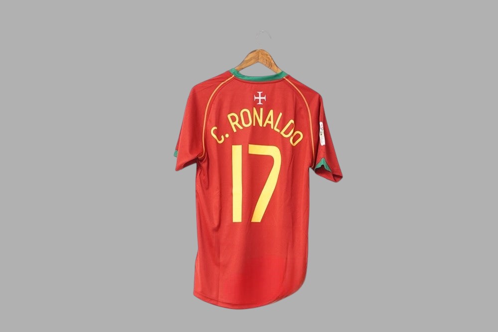 PORTUGAL 2006 HOME JERSEY